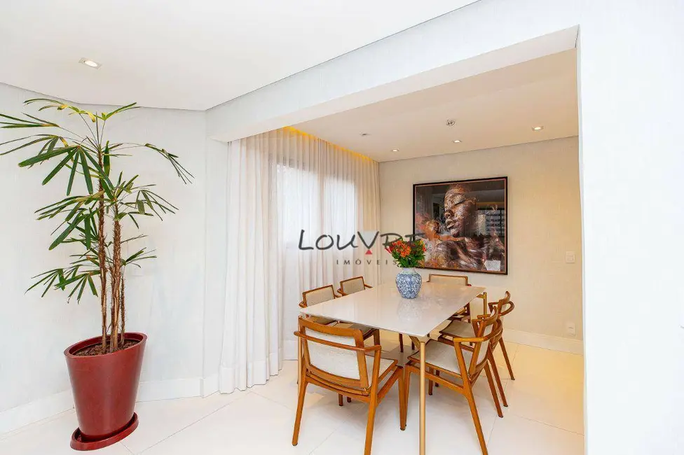 Foto 2 de Apartamento com 4 quartos à venda, 197m2 em Itaim Bibi, São Paulo - SP