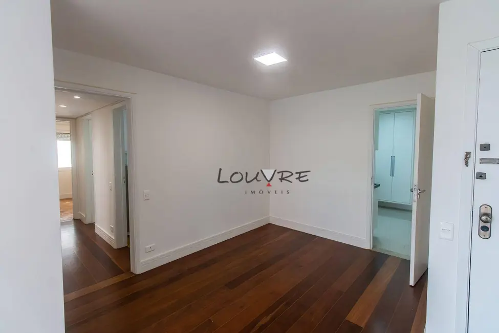 Foto 2 de Apartamento com 3 quartos para alugar, 172m2 em Vila Nova Conceição, São Paulo - SP
