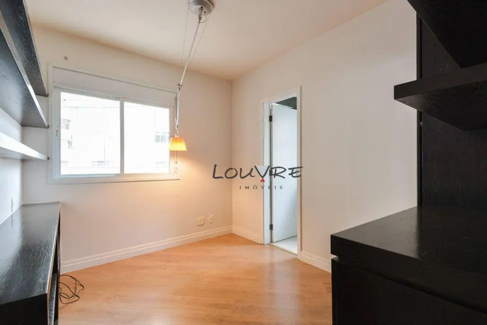 Apartamento com 3 quartos à venda, 124m2 em Moema, São Paulo - SP - imagem 6 Foto 6 de Apartamento com 3 quartos à venda, 124m2 em Moema, São Paulo - SP