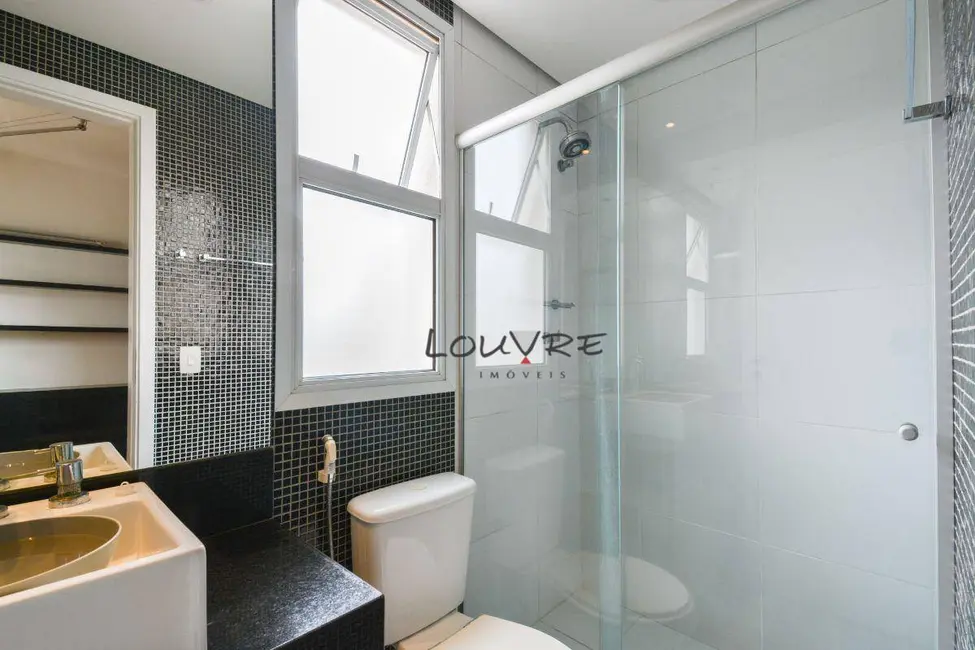 Apartamento com 3 quartos à venda, 124m2 em Moema, São Paulo - SP - imagem 8 Foto 8 de Apartamento com 3 quartos à venda, 124m2 em Moema, São Paulo - SP