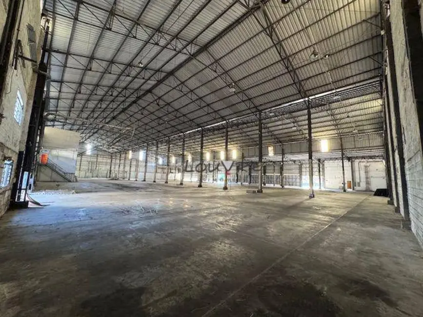 Foto 2 de Armazém / Galpão para alugar, 11500m2 em Industrial Anhangüera, Osasco - SP