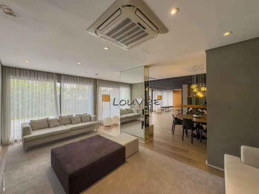 Kitnet com 1 quarto à venda, 35m2 em Campo Belo, São Paulo - SP - imagem 2 Foto 2 de Kitnet com 1 quarto à venda, 35m2 em Campo Belo, São Paulo - SP