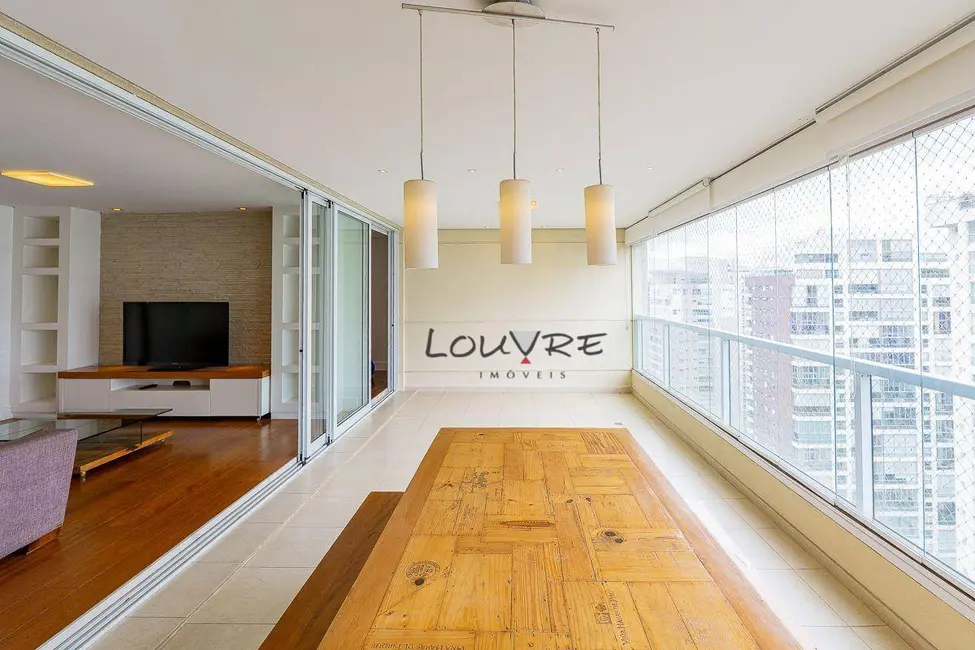 Foto 1 de Apartamento com 3 quartos para alugar, 219m2 em Campo Belo, São Paulo - SP