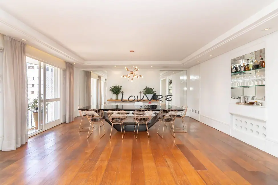 Apartamento com 4 quartos à venda, 242m2 em Jardim Paulista, São Paulo - SP - imagem 8 Foto 8 de Apartamento com 4 quartos à venda, 242m2 em Jardim Paulista, São Paulo - SP