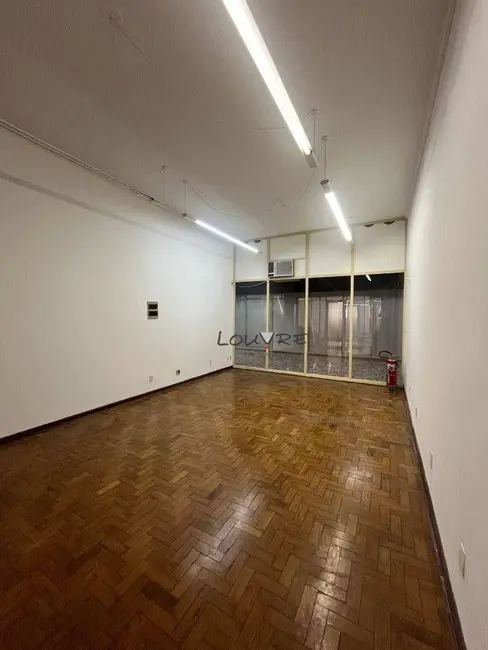 Loja para alugar, 30m2 em República, São Paulo - SP - imagem 2 Foto 2 de Loja para alugar, 30m2 em República, São Paulo - SP