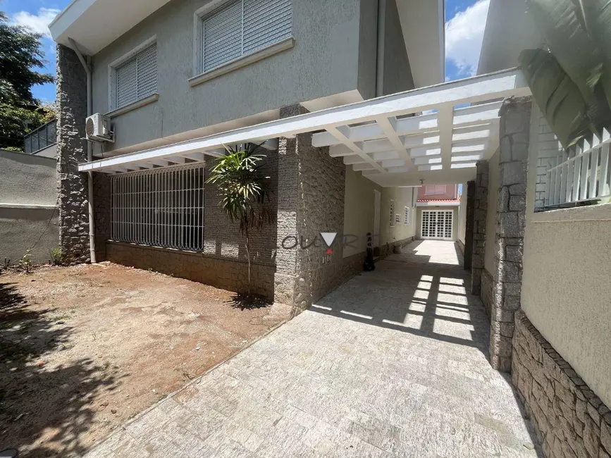 Casa com 3 quartos para alugar, 300m2 em Indianópolis, São Paulo - SP - imagem 3 Foto 3 de Casa com 3 quartos para alugar, 300m2 em Indianópolis, São Paulo - SP