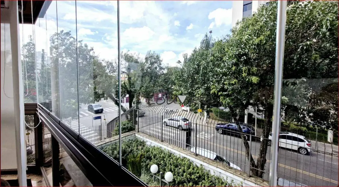 Foto 5 de Apartamento com 4 quartos à venda, 240m2 em Campo Belo, São Paulo - SP