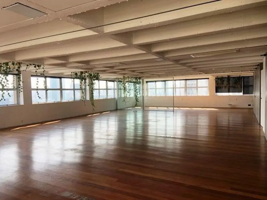 Foto 5 de Loft / Flat à venda e para alugar, 201m2 em Jardim Paulistano, São Paulo - SP