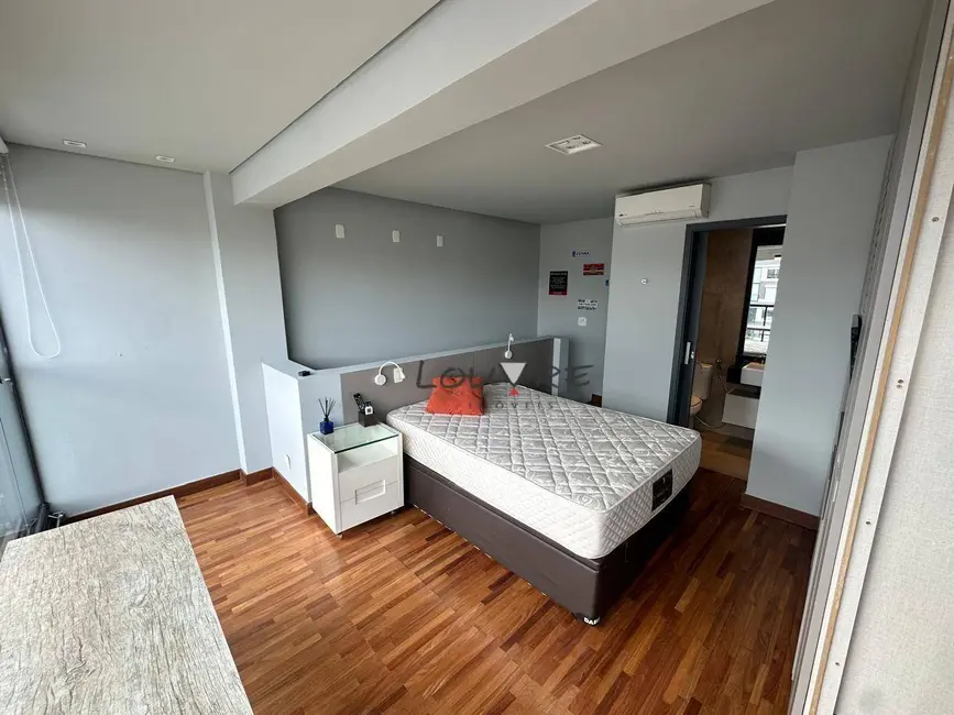 Foto 2 de Apartamento com 1 quarto para alugar, 50m2 em Vila Olímpia, São Paulo - SP