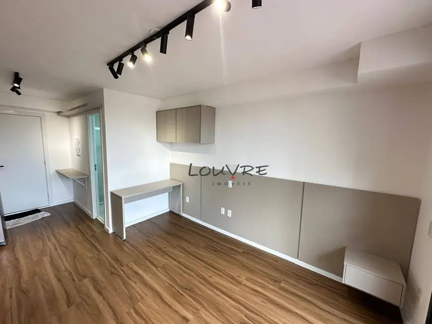 Foto 4 de Kitnet com 1 quarto para alugar, 25m2 em Vila Olímpia, São Paulo - SP