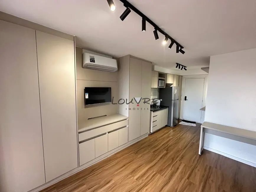 Foto 3 de Kitnet com 1 quarto para alugar, 25m2 em Vila Olímpia, São Paulo - SP