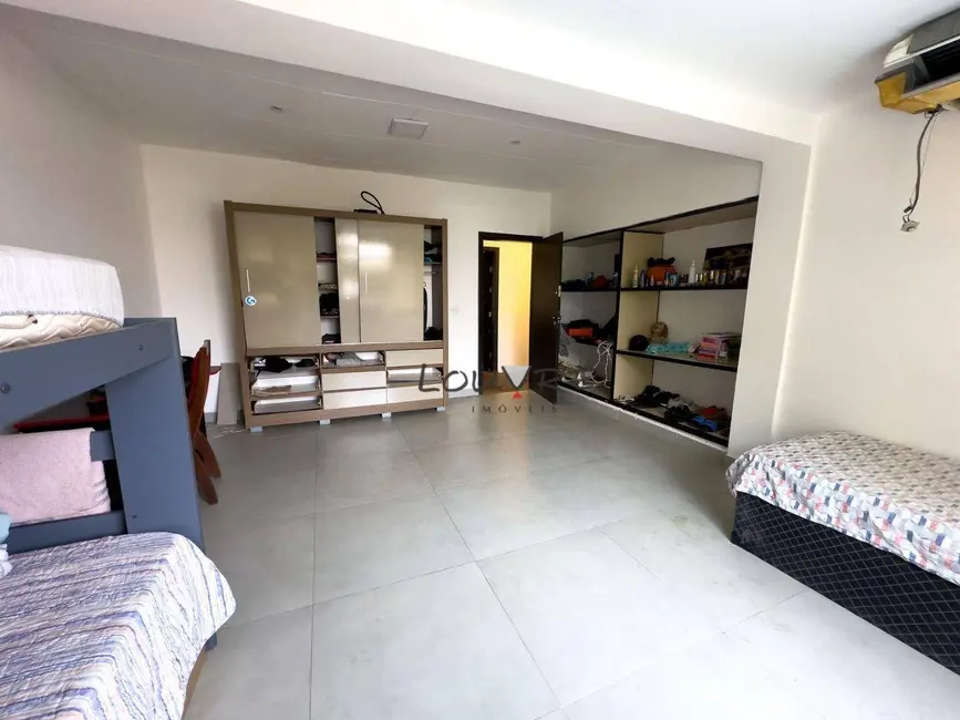 Casa com 5 quartos à venda e para alugar, 891m2 em Alto de Pinheiros, São Paulo - SP - imagem 9 Foto 9 de Casa com 5 quartos à venda e para alugar, 891m2 em Alto de Pinheiros, São Paulo - SP