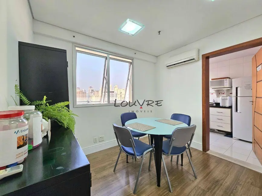 Foto 3 de Loft / Flat à venda, 151m2 em Moema, São Paulo - SP