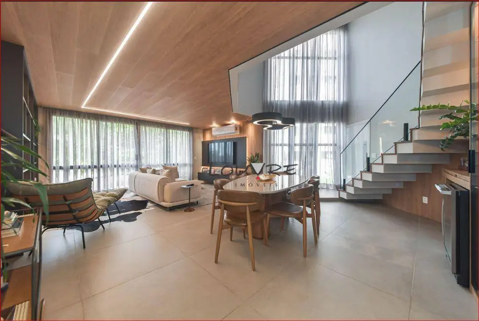 Foto 2 de Apartamento com 3 quartos à venda, 150m2 em Campo Belo, São Paulo - SP