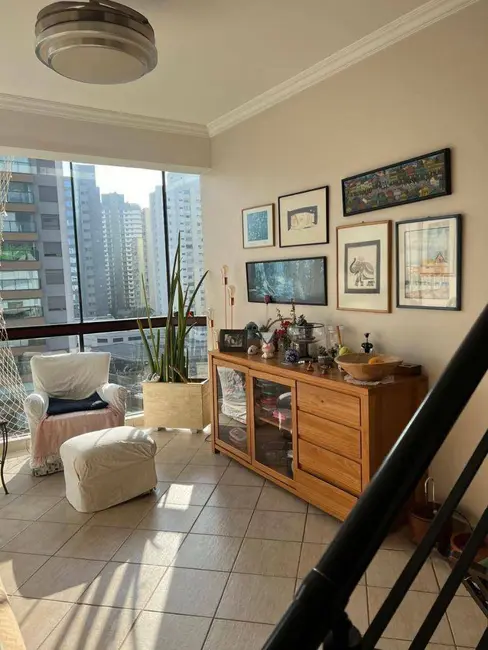 Foto 3 de Cobertura com 3 quartos à venda, 174m2 em Vila Olímpia, São Paulo - SP