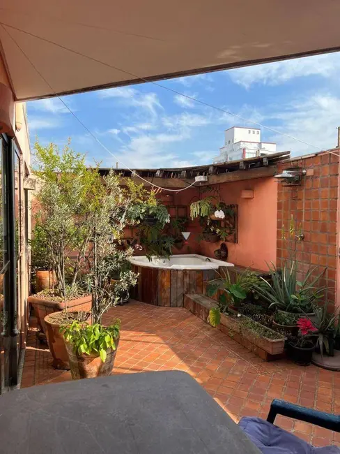 Foto 1 de Cobertura com 3 quartos à venda, 174m2 em Vila Olímpia, São Paulo - SP