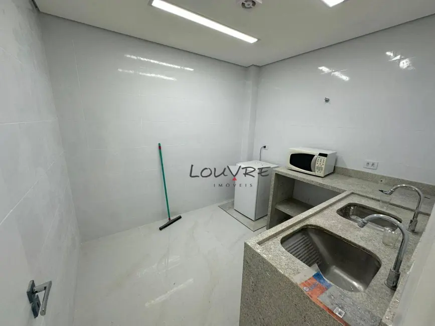 Foto 8 de Loja para alugar, 240m2 em Moema, São Paulo - SP