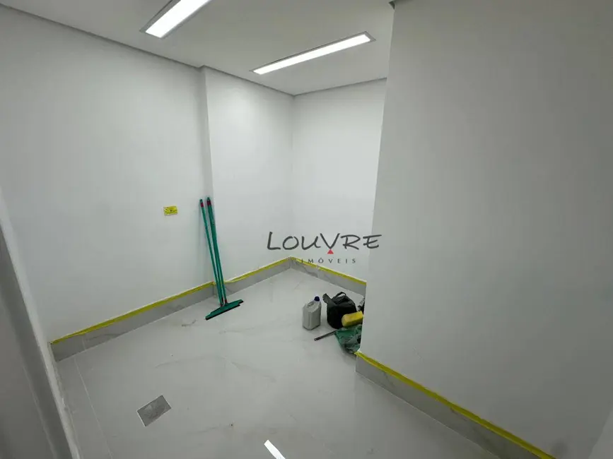 Foto 7 de Loja para alugar, 240m2 em Moema, São Paulo - SP