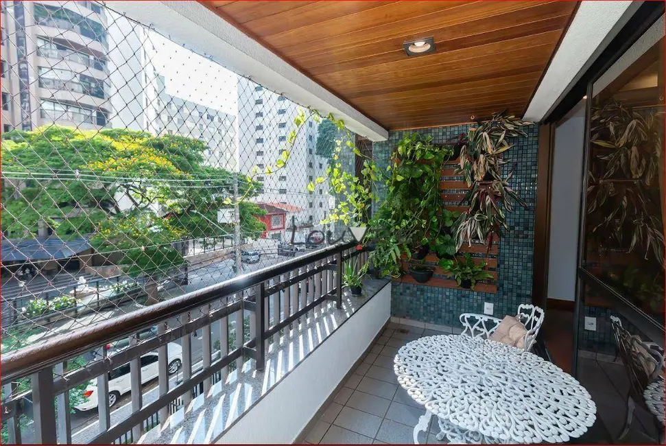 Foto 6 de Apartamento com 4 quartos para alugar, 140m2 em Moema, São Paulo - SP