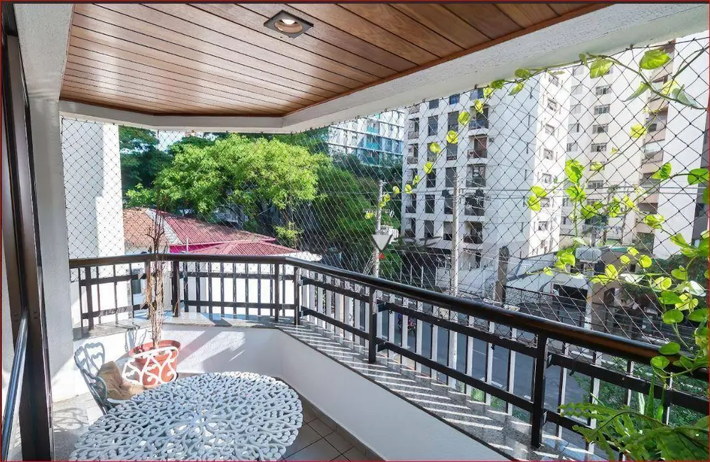 Foto 5 de Apartamento com 4 quartos para alugar, 140m2 em Moema, São Paulo - SP