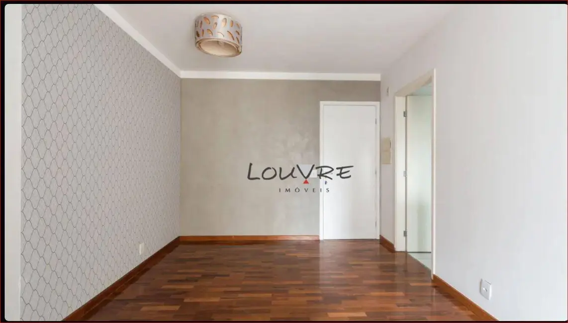 Foto 3 de Apartamento com 2 quartos à venda, 63m2 em Moema, São Paulo - SP