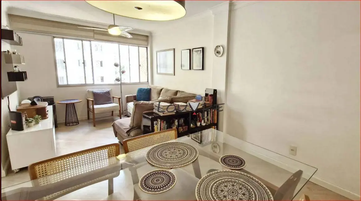 Foto 3 de Apartamento com 2 quartos à venda, 71m2 em Moema, São Paulo - SP