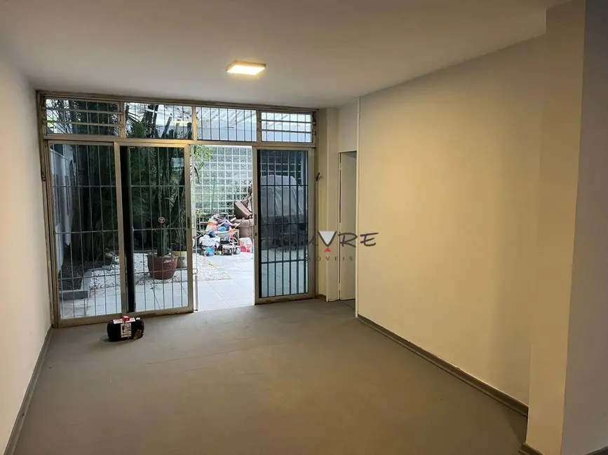 Foto 5 de Casa à venda e para alugar, 300m2 em Moema, São Paulo - SP