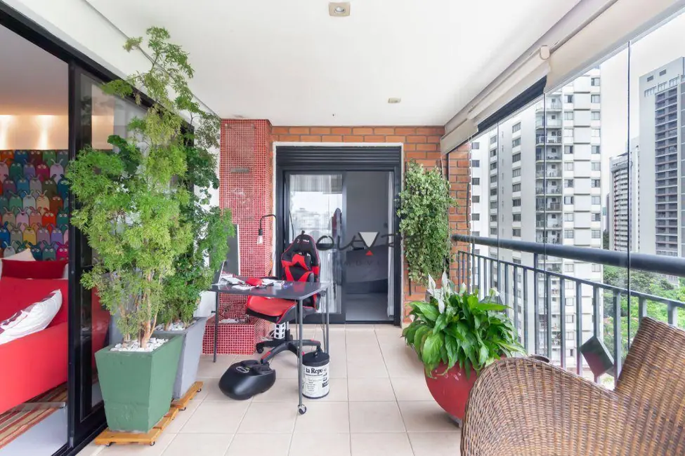 Foto 4 de Apartamento com 2 quartos à venda, 105m2 em Campo Belo, São Paulo - SP