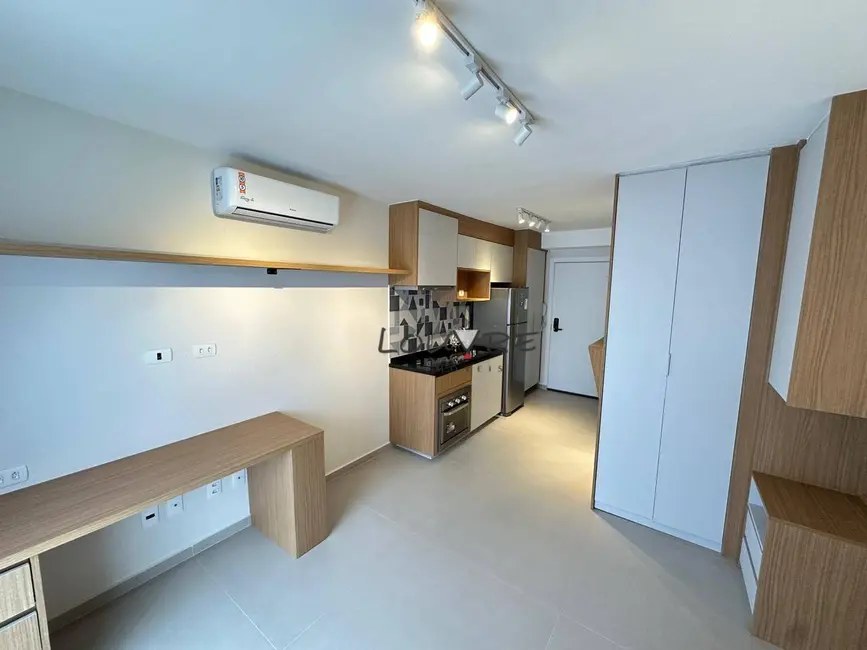 Foto 1 de Kitnet com 1 quarto para alugar, 25m2 em Vila Olímpia, São Paulo - SP