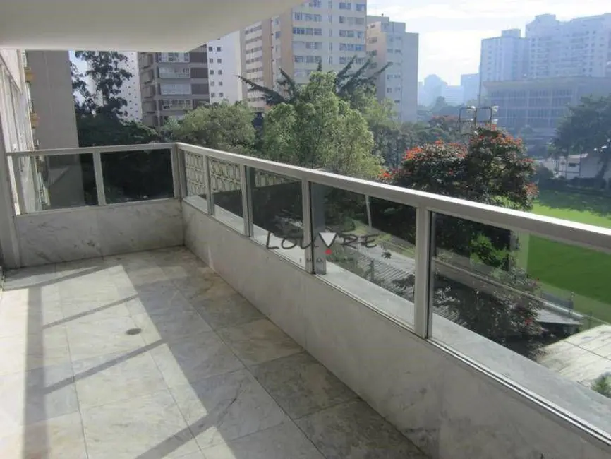 Apartamento com 4 quartos para alugar, 226m2 em Jardim Europa, São Paulo - SP - imagem 4 Foto 4 de Apartamento com 4 quartos para alugar, 226m2 em Jardim Europa, São Paulo - SP