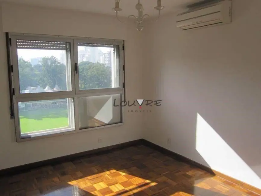 Apartamento com 4 quartos para alugar, 226m2 em Jardim Europa, São Paulo - SP - imagem 6 Foto 6 de Apartamento com 4 quartos para alugar, 226m2 em Jardim Europa, São Paulo - SP