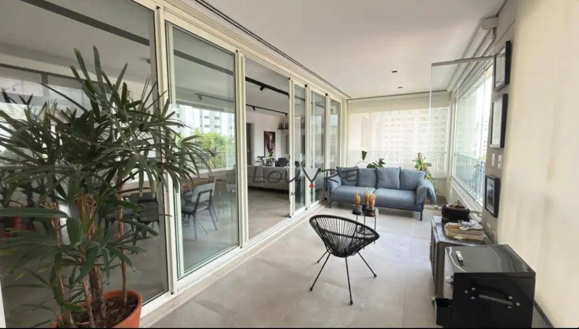 Foto 7 de Apartamento com 3 quartos à venda, 217m2 em Vila Olímpia, São Paulo - SP