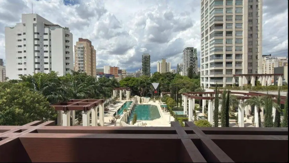 Foto 9 de Apartamento com 3 quartos à venda, 217m2 em Vila Olímpia, São Paulo - SP