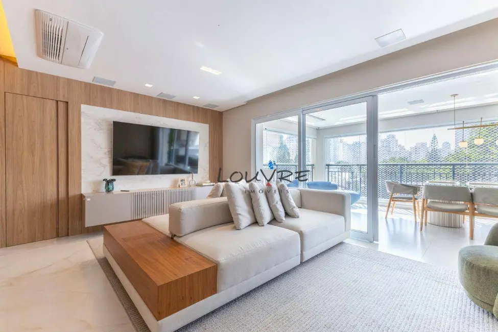 Apartamento com 3 quartos à venda, 170m2 em Moema, São Paulo - SP - imagem 7 Foto 7 de Apartamento com 3 quartos à venda, 170m2 em Moema, São Paulo - SP