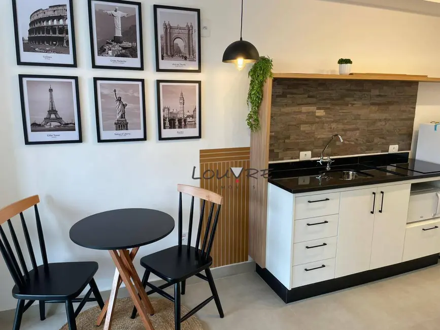 Foto 4 de Kitnet com 1 quarto para alugar, 25m2 em Vila Olímpia, São Paulo - SP