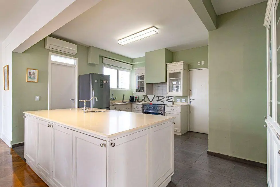 Foto 8 de Apartamento com 3 quartos à venda, 172m2 em Cerqueira César, São Paulo - SP