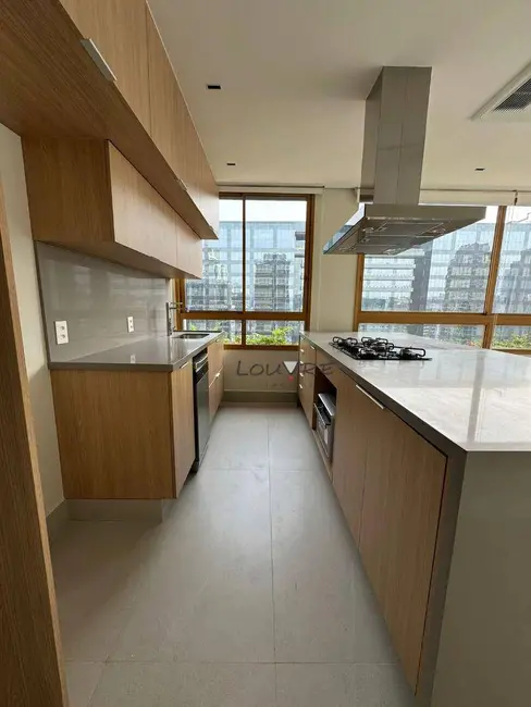 Foto 7 de Apartamento com 3 quartos para alugar, 147m2 em Itaim Bibi, São Paulo - SP