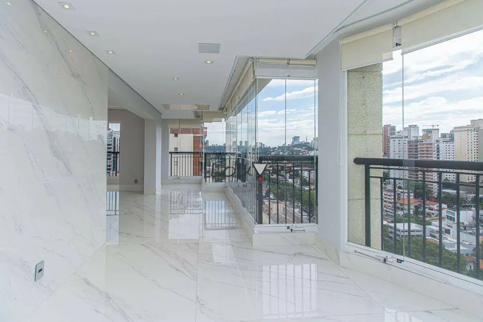 Foto 6 de Apartamento com 3 quartos para alugar, 230m2 em Higienópolis, São Paulo - SP