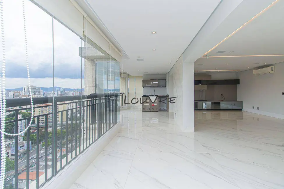 Foto 4 de Apartamento com 3 quartos para alugar, 230m2 em Higienópolis, São Paulo - SP