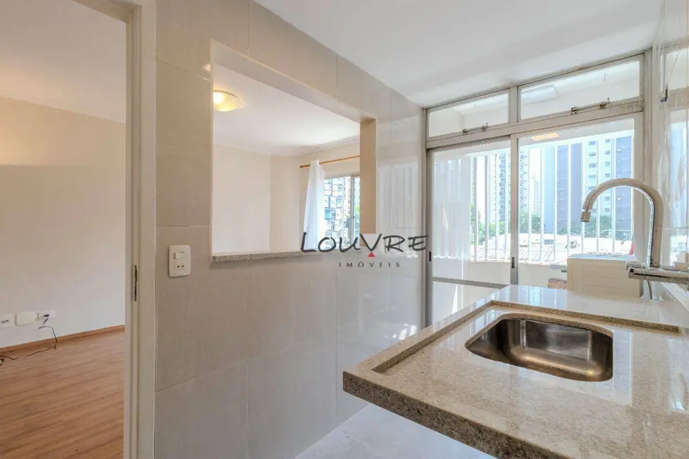 Foto 6 de Apartamento com 2 quartos à venda, 60m2 em Moema, São Paulo - SP