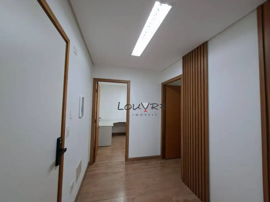 Foto 2 de Loft / Flat à venda e para alugar, 65m2 em Moema, São Paulo - SP