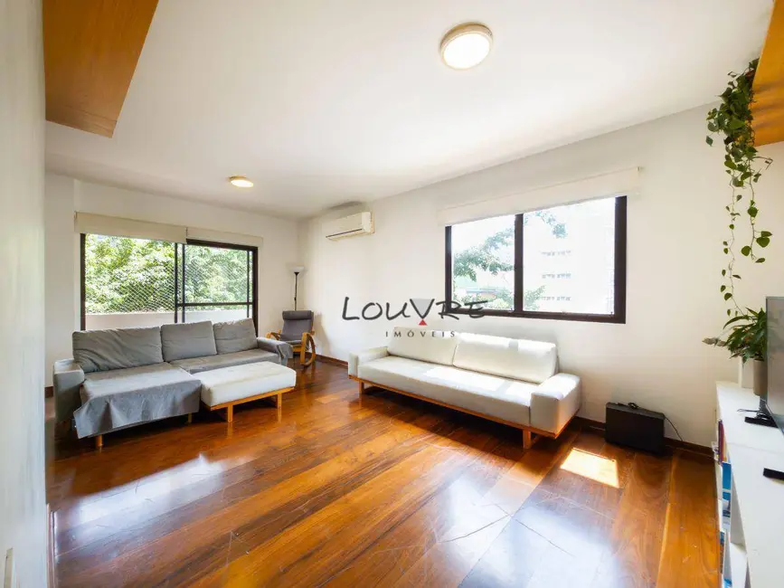 Foto 6 de Apartamento com 2 quartos à venda, 135m2 em Moema, São Paulo - SP