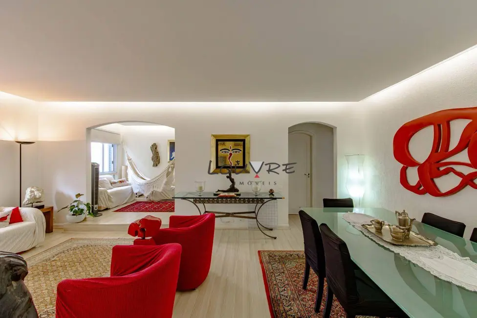 Foto 7 de Apartamento com 3 quartos à venda, 145m2 em Itaim Bibi, São Paulo - SP