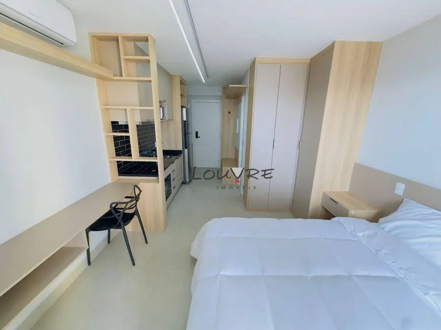 Foto 2 de Kitnet com 1 quarto para alugar, 25m2 em Vila Olímpia, São Paulo - SP