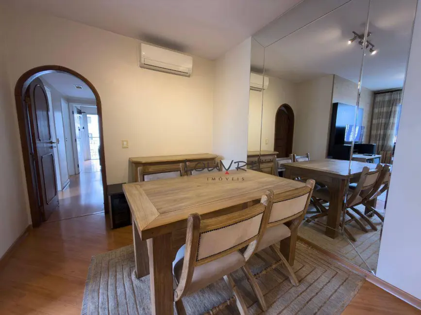 Foto 3 de Apartamento com 3 quartos à venda, 77m2 em Moema, São Paulo - SP