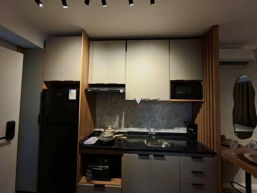 Foto 4 de Kitnet com 1 quarto para alugar, 25m2 em Vila Olímpia, São Paulo - SP