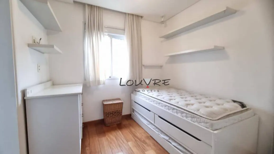 Apartamento com 3 quartos para alugar, 149m2 em Indianópolis, São Paulo - SP - imagem 5 Foto 5 de Apartamento com 3 quartos para alugar, 149m2 em Indianópolis, São Paulo - SP