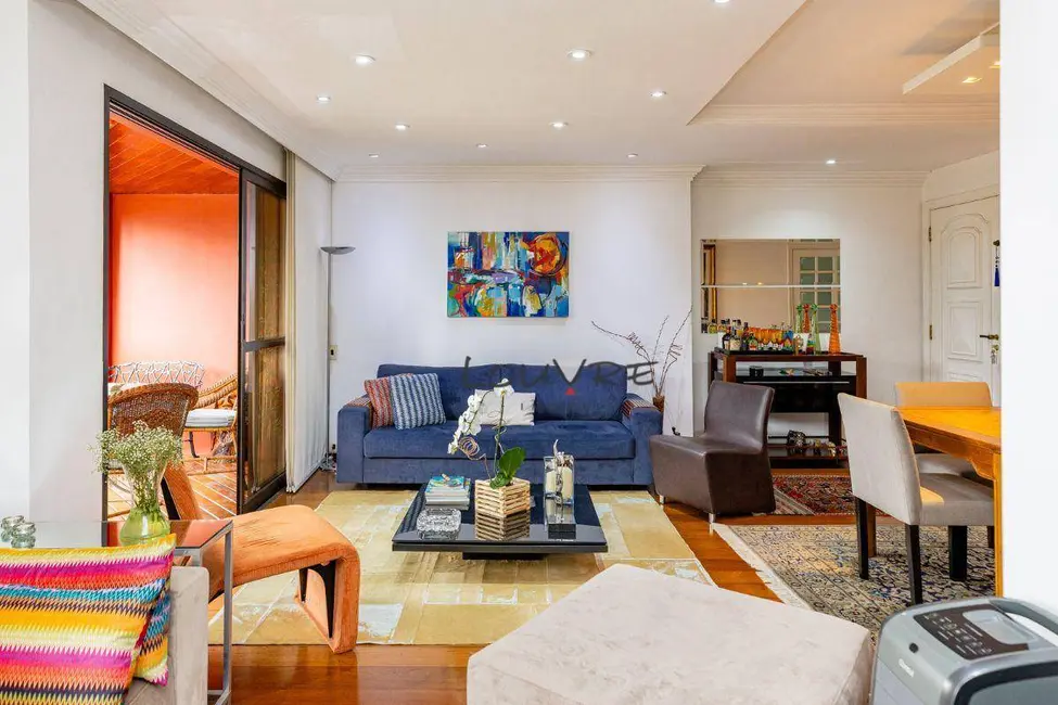 Foto 4 de Apartamento com 4 quartos à venda, 222m2 em Vila Nova Conceição, São Paulo - SP