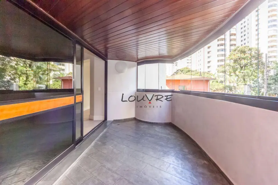 Foto 2 de Apartamento com 4 quartos à venda e para alugar, 220m2 em Moema, São Paulo - SP