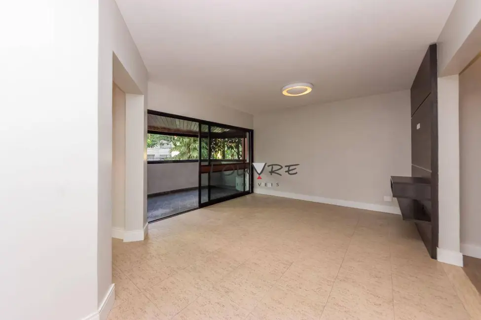 Foto 6 de Apartamento com 4 quartos à venda e para alugar, 220m2 em Moema, São Paulo - SP